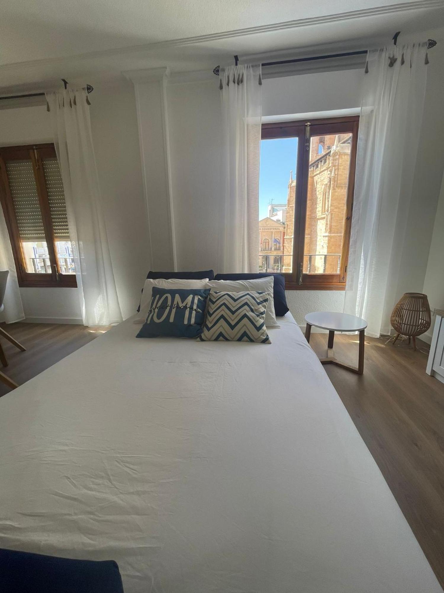 Ferienwohnung Blanco Y Anil Plaza Valdepeñas Exterior foto