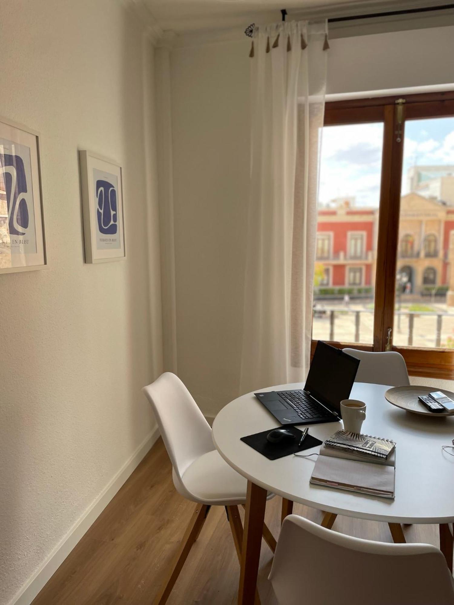 Ferienwohnung Blanco Y Anil Plaza Valdepeñas Exterior foto