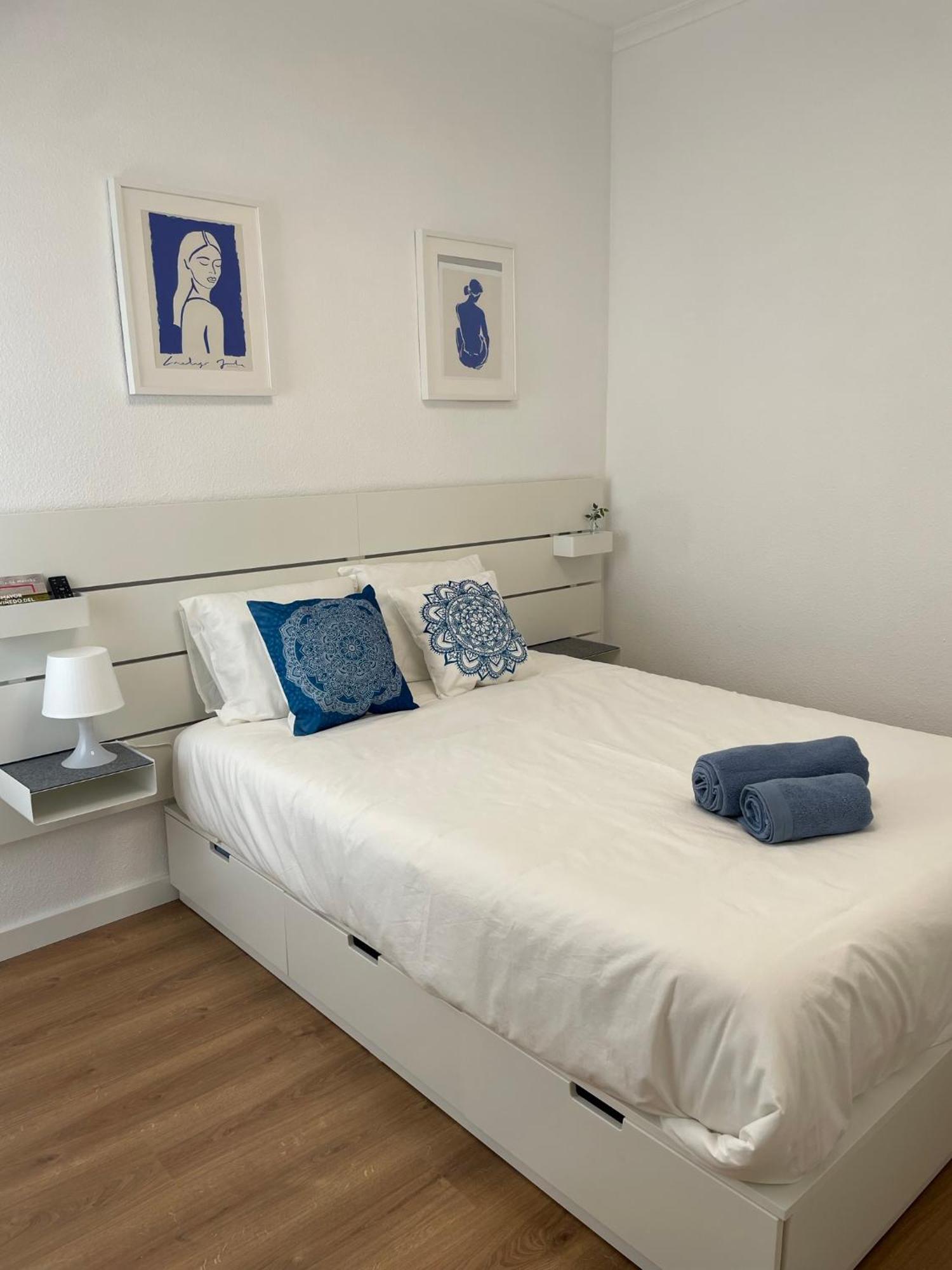 Ferienwohnung Blanco Y Anil Plaza Valdepeñas Exterior foto