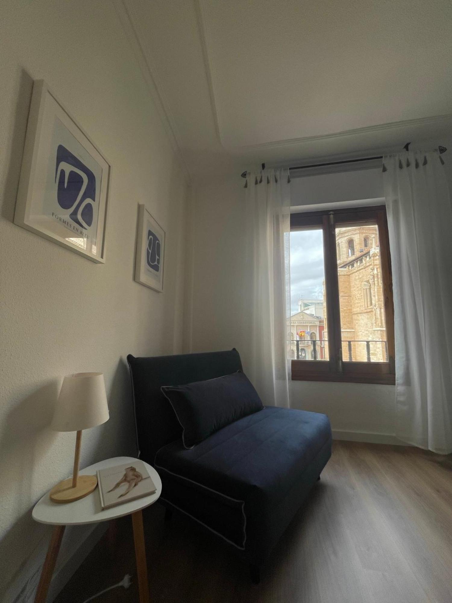 Ferienwohnung Blanco Y Anil Plaza Valdepeñas Exterior foto